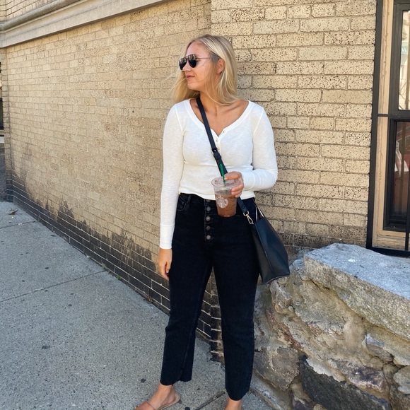 Black Abercrombie Jeans - Picture 4 of 7